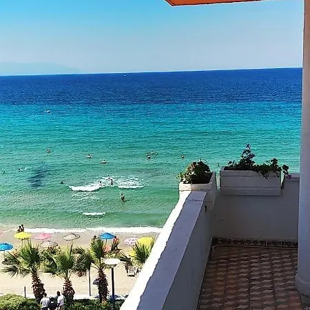 Ξενοδοχείο Ladies 3*