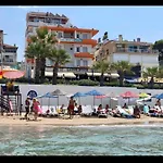 Ladies Otel Kuşadası