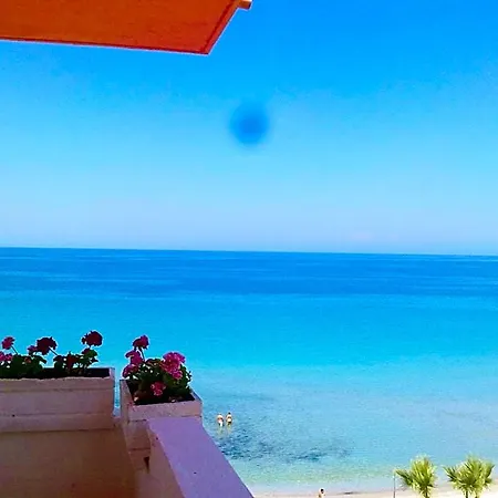 Hotel Ladies Beach
