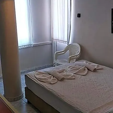 Hotel Ladies Beach