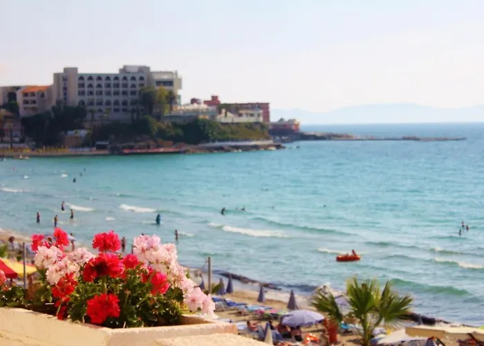 Ladies Beach Отель Gokcealan